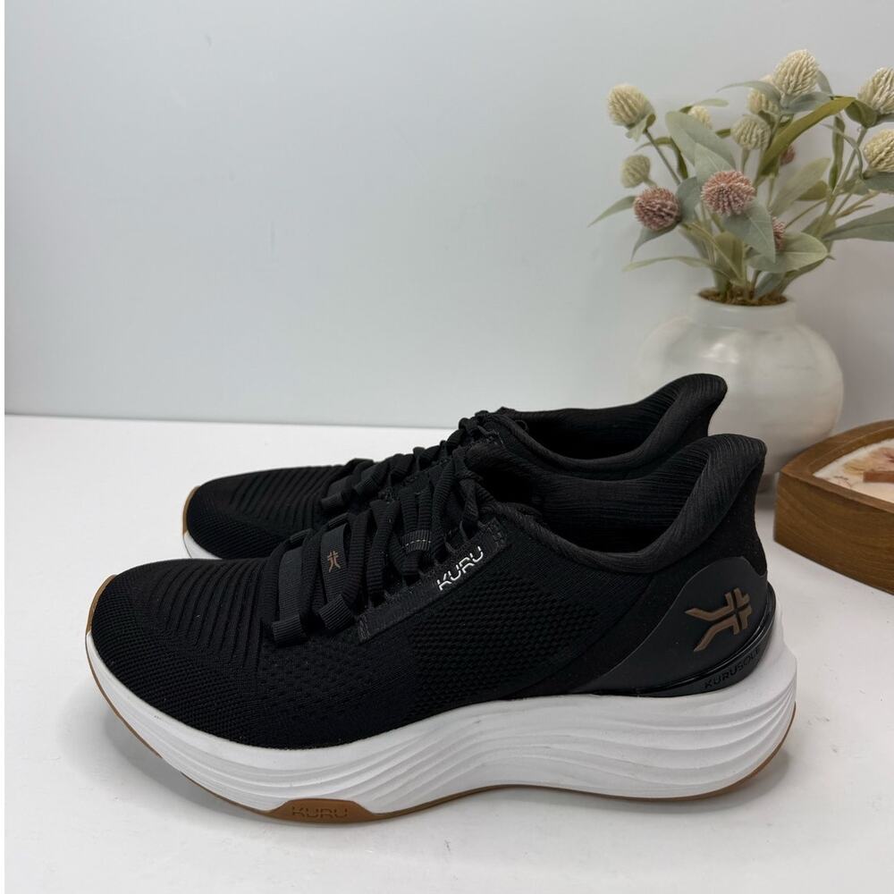 Kuru Atom 2 Walking Comfort Sneaker Jet Black/White Women 9.5 Medium Tried On